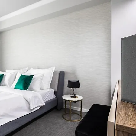 Kristal Hotel 4*