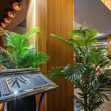 Hotel Kristal 4*